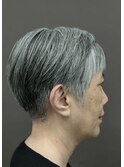 襟足、サイドをさっぱりカット