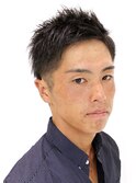 黒髪リクルートアップバングツーブロック爽やかショート