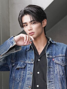 カライング(ing) スーツ短髪ツーブロック束感モテる黒髪シークレットパーマ流行