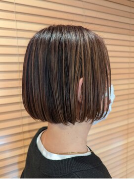 ニコトランク(nico trunk) 切りっぱなしボブ