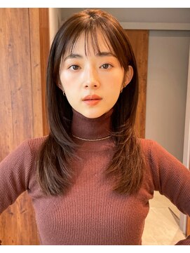 ビュートリアム 南青山(BEAUTRIUM) 顔周りレイヤーカット 前髪カット ブリーチなしイルミナカラー