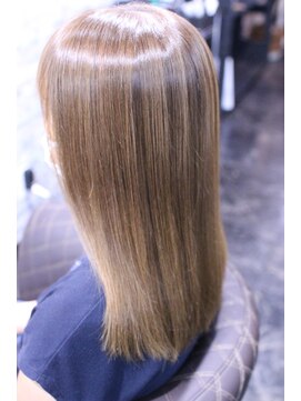 ヴィソップ(V.S.O.P) 髪を傷ませず頭皮に優しいロングカラーグレス