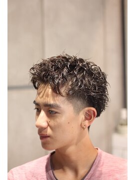 キングスマントーキョー 三鷹店(KINGSMAN TOKYO) ソフトツイスト