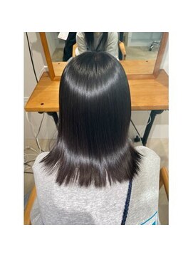 ラヴィエ(RAVIE) 【半田・髪質改善】縮毛矯正/トリートメント/マンツーマン