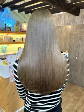 スカイ(SKY) 透明感カラー/髪質改善/縮毛矯正/韓国風レイヤーカット