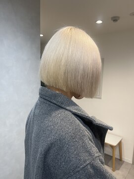 フォト イケブクロ(foto IKEBUKURO) ハイトーン×タッセルボブ