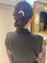 リンカラン ルリエ(LINGKARAN Relier)&nbsp;ヘアセットシニヨン