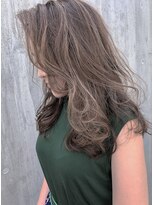 リマ(RIMA)&nbsp;【RIMA】外国人風＊ハイライトｘグレージュ