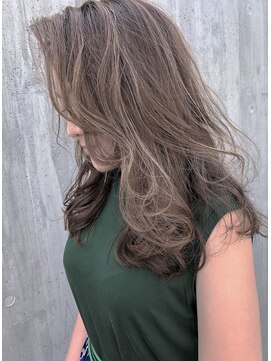 リマ(RIMA) 【RIMA】外国人風＊ハイライトｘグレージュ