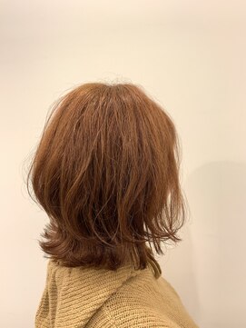 ヘアールームロッソ 白山店(HAIR ROOM ROSSO) 大人可愛い外ハネウルフ