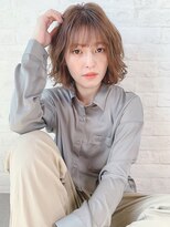 小顔セミウェットウェーブピンクベージュハイライトカラー