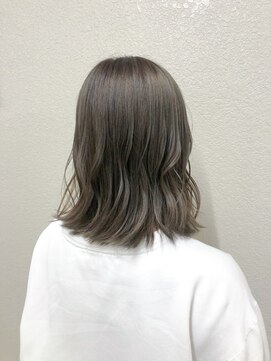 バブルス 所沢店(BUBBLES) スモーキーグレージュ