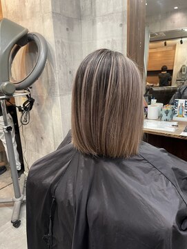 ラフ(LAFF) #黒髪#ボブルフ#ネビージュ#小顔#ワンレン