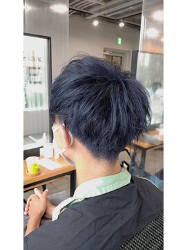  リュクスバトーバイトリコ 船橋南口店(Luxe BATEAU by tricot) マッシュショート×コバルトブルー