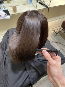 ロロ(ro-ro) 【恵比寿 ro-ro】ショートでもまとまる潤艶髪