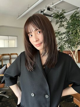 ガーランドギンザ(Garland Ginza) 顔周りレイヤーグレージュシースルーバング