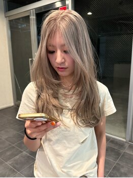 レックスヘアーインターナショナル(ReX HAIR INTERNATIONAL)の写真/【心斎橋駅1分】ダメージが気になる方も、髪に優しい薬剤でツヤ感を表現。あなただけのカラーをご提供―