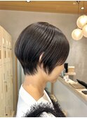 ★すっきり首長効果のコンパクトショート！アイロンなしショート