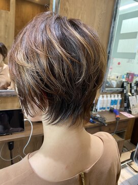 イー(E) ショート