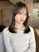 サンルーム(SUN room)&nbsp;レイヤーカットミディアムレイヤーナチュラルブラウンカラー