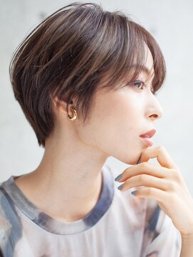 アッシュ 志木南口店(Ash) 透け感ブラウンショート