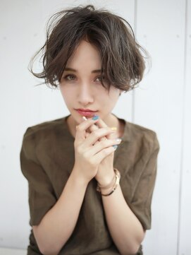 ネオリーブウリ 二子玉川店(Neolive uri) 〈〈二子玉川/Uri〉〉30代大人ショート