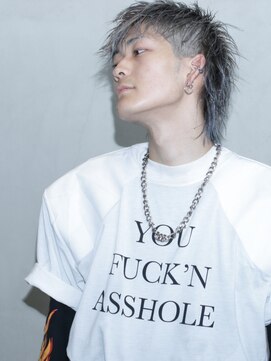 イル(ill) メンズ ホワイトブリーチ ウルフ ショート  ハイストリート