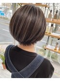 外国人風デザインカラー ショートボブ × ハイライト