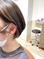 ネオリーブエム(Neolive em;)&nbsp;30代インナーカラー×ショートボブ☆