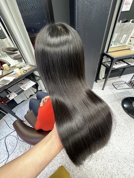 シグマ(SIGMA) メンテナンスカット×暗染×マイフォーストリートメント♪