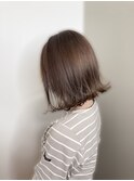 20代30代大人可愛いアッシュグレージュ透明感外ハネ小顔ボブ