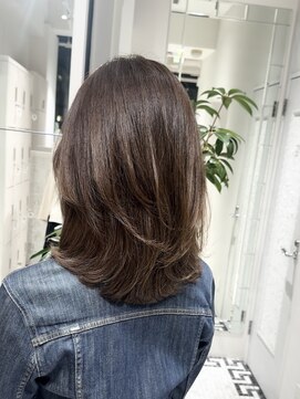 ザックギンザ(ZACC ginza) オリーブグレージュ/ミディアムレイヤー