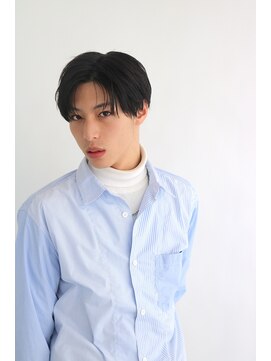 クーラ(Cura) 【メンズ】　ナチュラルセンターパート