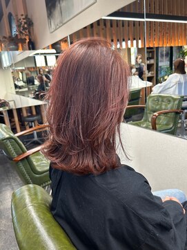 エミタス 三年坂(Emitas) ナチュラルレイヤースタイル レッドカラー