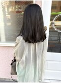 重めセミロング・暗髪アッシュブラウン