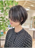 大人可愛いショート/小顔/ハイライト/白髪ぼかし/30代/40代