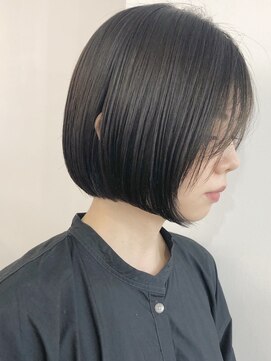 クラップス オル 金沢八景(CLAPS Ore) ショートボブヘアショートカットインナーカラー丸みショート40代