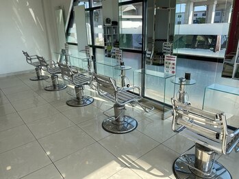 イン東京 富山東店の写真/忙しい大人女性・大人女子にオススメのサロン♪丁寧なカウンセリングでお悩みを解決し、理想のスタイルに★