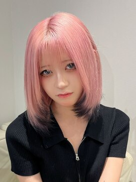 ベレーザシェルト(Beleza scelto) 13780ブリーチ＆ダブルカラー韓国レイヤーボブホワイトピンク