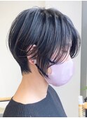 ショートボブ