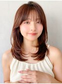 艶感サイドバングくせ毛風カール大人可愛い似合わせカット