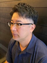 【大人男性に大人気】ビジネスパーマと白髪染め/白髪ぼかしカラー相性抜群◎自然になじみ清潔感/好感度UP