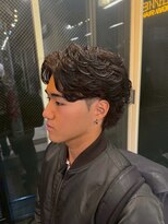 ビンゴ(BINGO)&nbsp;2313ツイストシャドウパーマ刈り上げ毛流れセンターパート