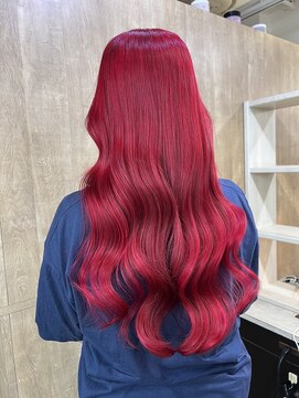 ラピス 新宿(Lapis) レッドカラー