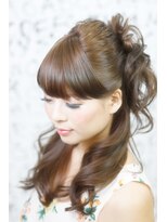 バックステージサカエ(BACK STAGE SAKAE) ゆる巻きハーフアップ by BACK STAGE