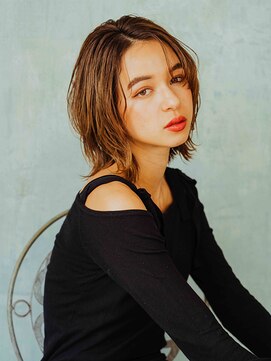 フローラビューティーヘアー(Flora Beauty Hair) 外はねウルフミディ/20代/30代/40代/50代/岡山/表町