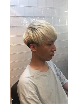 メリケンバーバーショップ フクオカ(MERICAN BARBERSHOP FUK) かき上げヘアショートレイアーくせ毛風パーマコンマヘア78