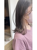 キュエム(Cuem)&nbsp;【Cuem春日】インナーカラー 外ハネボブ グレージュ　1ブリーチ