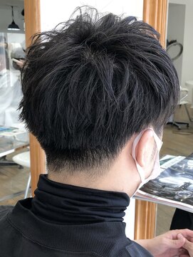 ヘッズ 本八幡店(HEADS) MEN'S HAIR センターパート ツイストスパイラル コンマヘア