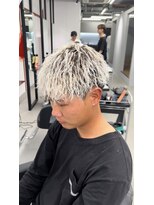 フライ 東通り店(Frei) フルメッシュホワイトツイスト